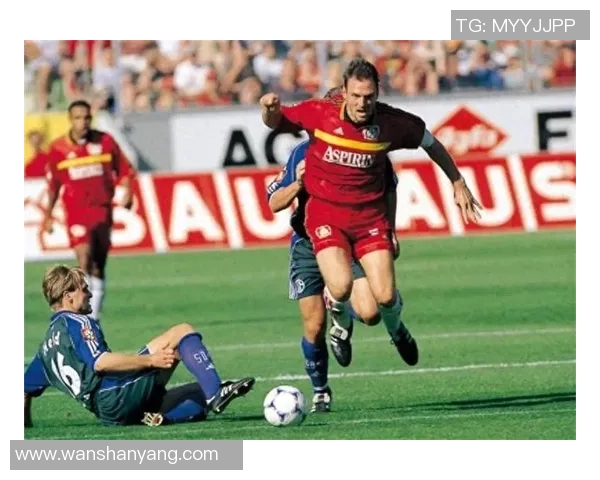 帝王之风足球明星的荣耀与传奇之路 帝王之风足球明星的荣耀与传奇之路