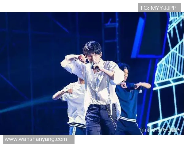 追逐梦想的脚步足球明星分享奋斗与成功的心路历程 追逐梦想的脚步足球明星分享奋斗与成功的心路历程